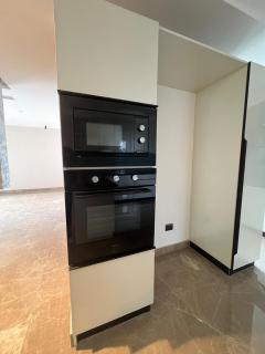 Ultra Luxury 4 BHK Apartment 1 km to DLF Golf - 9