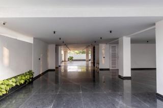 Ultra Luxury 4 BHK Apartment 1 km to DLF Golf - 8