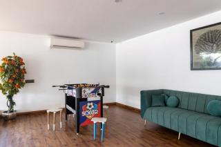 Ultra Luxury 4 BHK Apartment 1 km to DLF Golf - 7