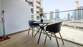 Chic Maryah Vista - Modern Urban Escap - 1