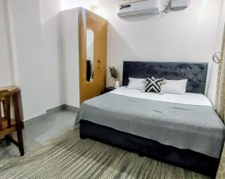 Oji's Homestay - Aesthetic Rooms with kitchen in lower tapovan near laxman jhula, free airport pickup for 7 or more night bookings - 4