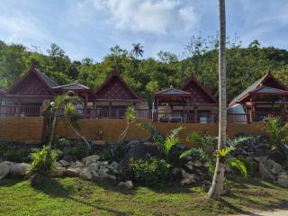 Crystal Bay Yacht Club Beach Resort - 5