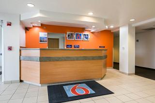 Motel 6-Sycamore, IL - 5