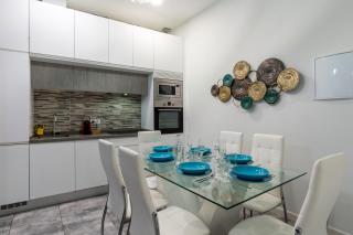 FR Triana excelente ubicación para Familias - 3