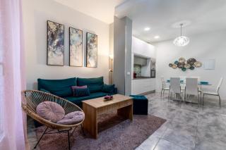 FR Triana excelente ubicación para Familias - 0