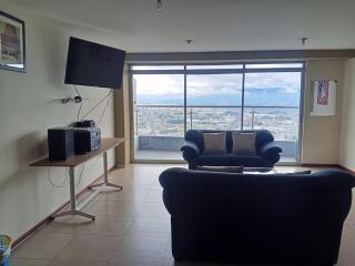 Panoramic view of Quito's north side - 4