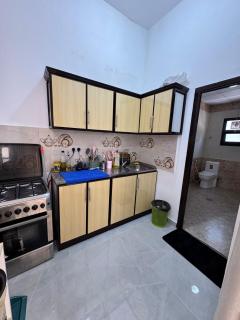 Lovely studio inside Abu Dhabi - 8