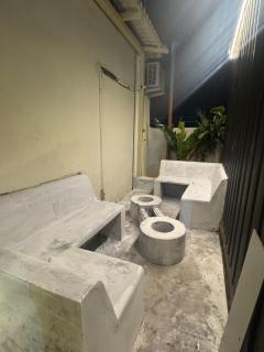 Luxury Private Farmhouse Pool & OutdoorMovie Night - 9