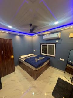 Luxury Private Farmhouse Pool & OutdoorMovie Night - 7