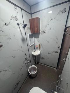 Luxury Private Farmhouse Pool & OutdoorMovie Night - 6