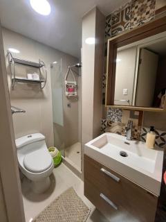 MIRAFLORES BEDROOM TWO TWIN BEDs - 5