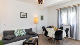 Apartman Vesna beachfront by Villas Guide - 8
