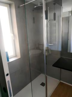 Apartamento nuevo y tranquilo con acceso independiente - 7