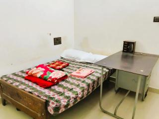 Garden Gate Village Homestay - 8