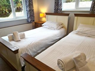 3 Bed in Combe Martin oc-s34377 - 1