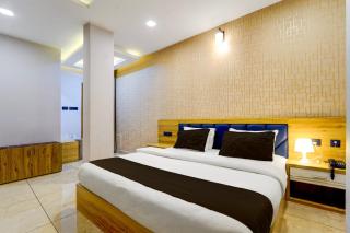 Hotel O by OYO REFRESH INN & SUITES - 9