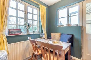 2 Bed in South Cove oc-c34473 - 6