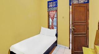 OYO 91235 Pondok Damu - 4