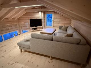 Sommarbukt - "Nordlys" Aurora Hideaway Fjord Lodge with Northern Lights View - 4