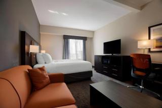 Best Western Plus Executive Inn - 9