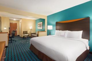 Amerivu Inn and Suites - Grand Forks - 9