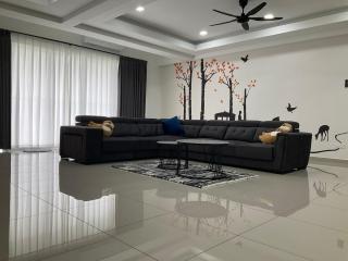 SkyGlow Retreat Homestay Sitiawan WiFi n KTV - 6