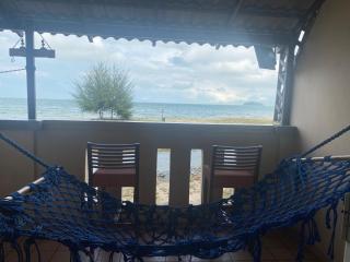 PortDickson SEAFRONT Paradise Lagoon Apartments 1-6Pax - 8