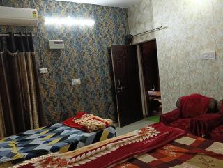 Vardaan Paying Guest House - 2