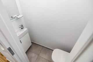 Cozy 2-Bedroom Oasis in Riga - 3