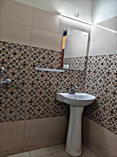 HOTEL OM SHIVAAY INN - 6