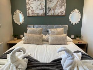 Group Contractor Stay 3 Bed House Bedford Parking WiFi - 6