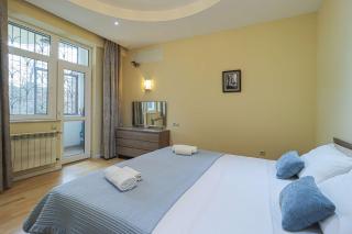 Spacious 3BR Apartment Near Vere Park - by Wehost - 1