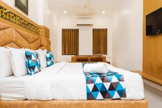 HOTEL GALAXY SURAT - 4