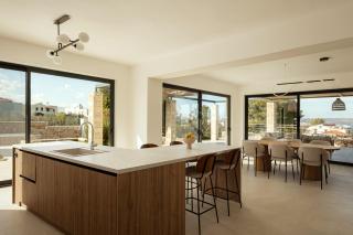 Villa Leone Luxury Living with Sea Views and Pool - 1