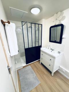 2 bedroom house Croix Centre - 4