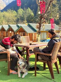 Clovee's Rooms and Cafe - 7