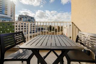 Beautiful 1BR studio with AC and WIFI in St Julians by 360 Estates - 7