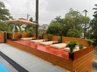 Khao Lak - Loft Suite with 2 king size beds, bathroom with bathtub - 1