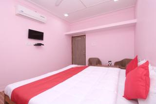 Hotel O by OYO White House - 4