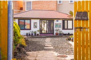 Shanti Shanti Guest House - 9