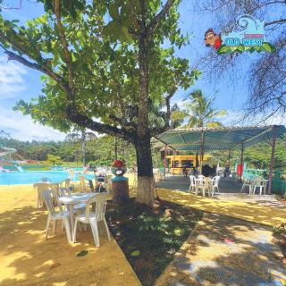 Old West Water Park - 8