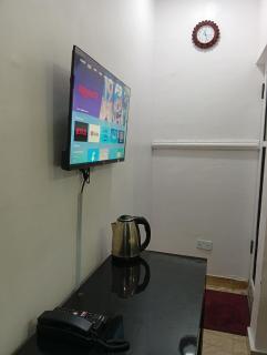 Heirloom Luxury Hotel and Apartments - 3