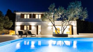Villa Teuta by Villas Guide - Baćina - 1