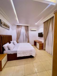 Stardust apartments - 0