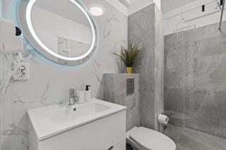 LaForesta Blue Studio - 5