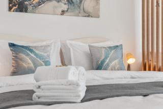 LaForesta Blue Studio - 3