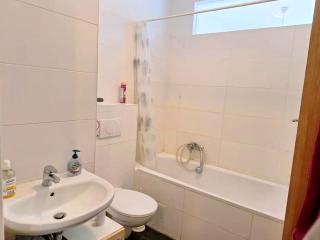 Grosses Privatzimmer mit Altbau-Charme - 3