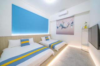 Happy Little Abode - 4