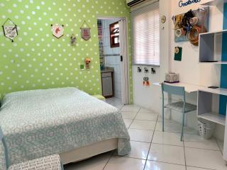 Quarto privativo com entrada independente - 6