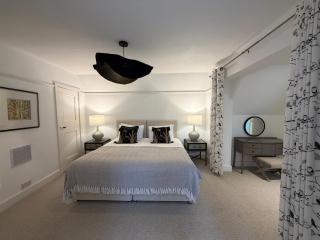 Ponds View at Pudleston Court - 4